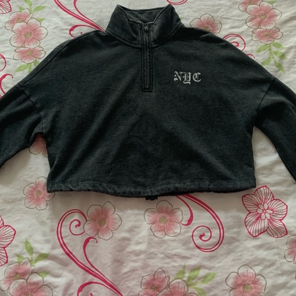 Garage NYC sweater - Picture 1 of 3